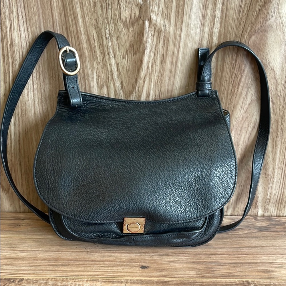 Pre-owned Massimo Dutti Black Leather crossbody Bag